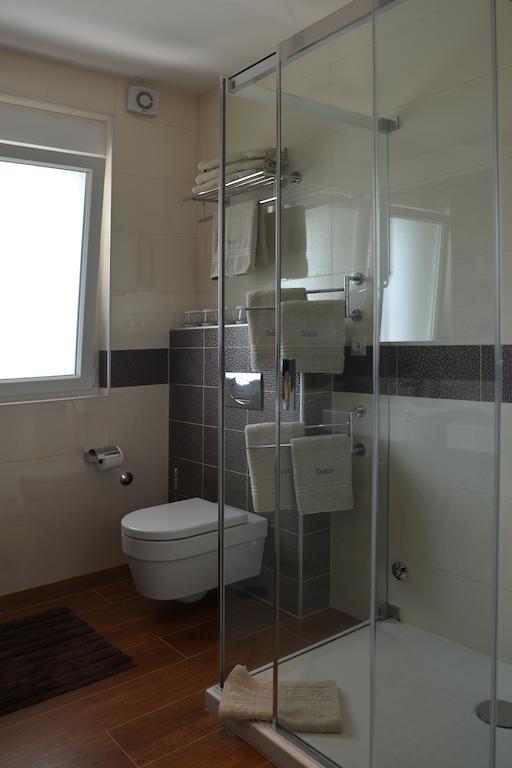 فينكوران Rooms Villa Oasiss الغرفة الصورة