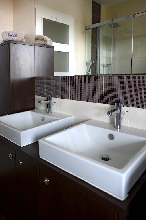 فينكوران Rooms Villa Oasiss الغرفة الصورة